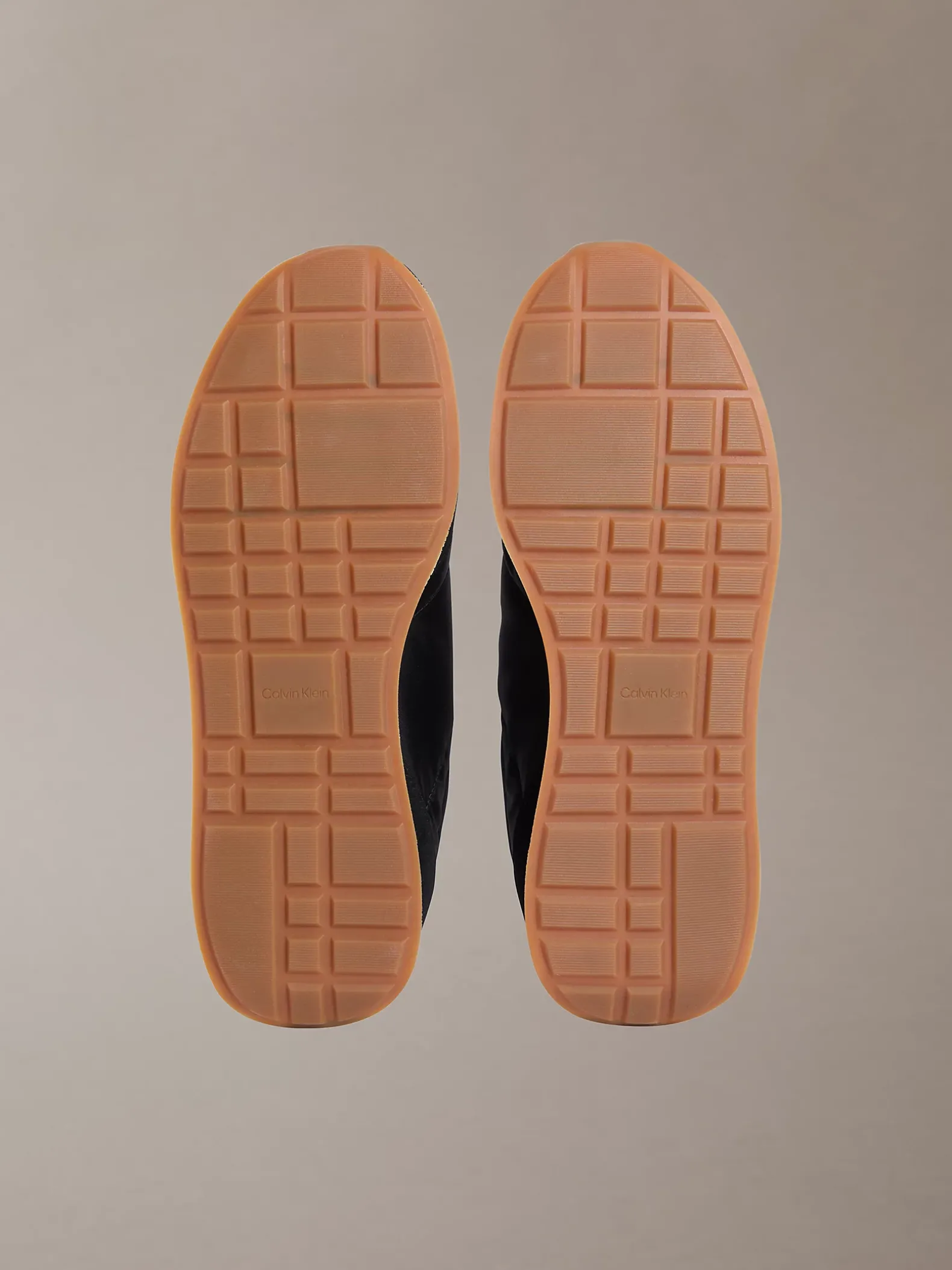1979 - Hardloopsneakers met signature logo