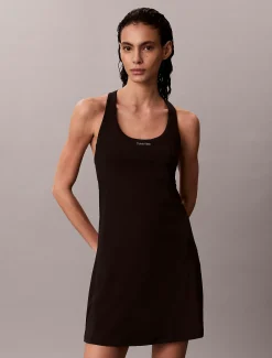 2-in-1 racerback shorts sport jurk