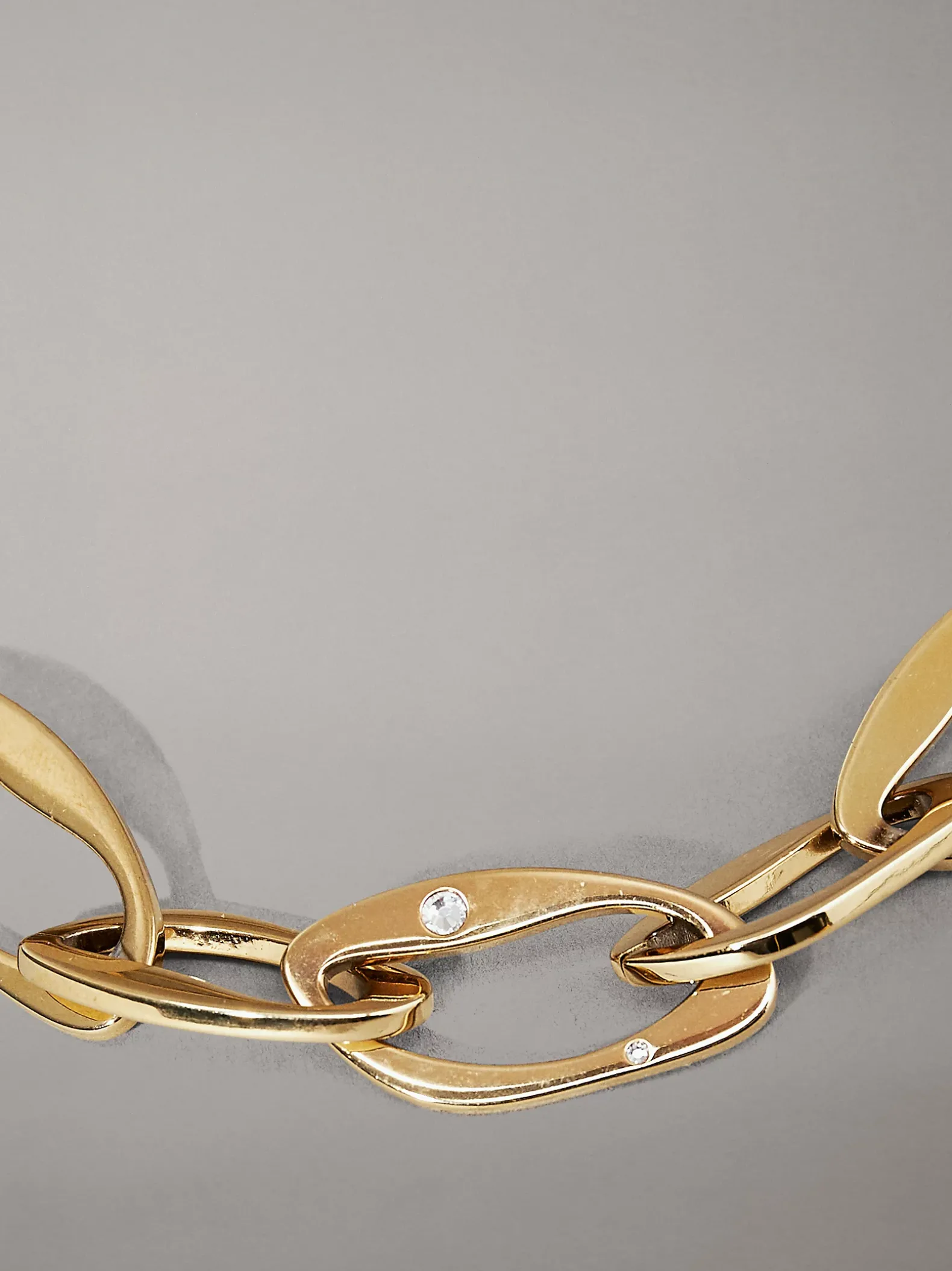 Ketting met organische vorm