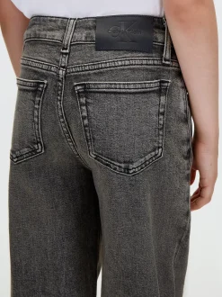 Kinderjeans met barrel pijp