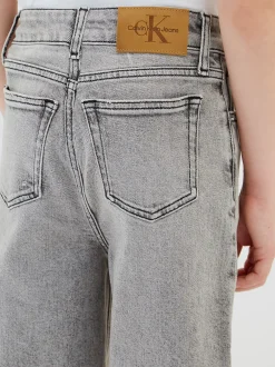Kinderjeans met barrel pijp