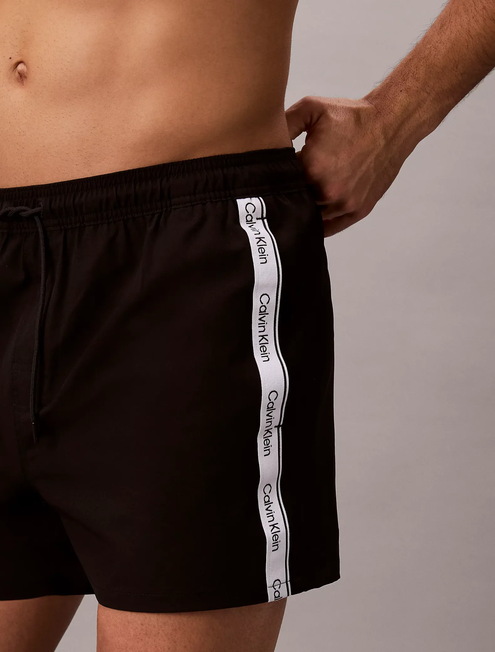 Korte zwemshort met trekkoord - Logo Tape