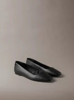 Leren ballerina's met vierkante neus