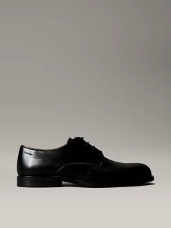 Leren derbyschoenen met veters