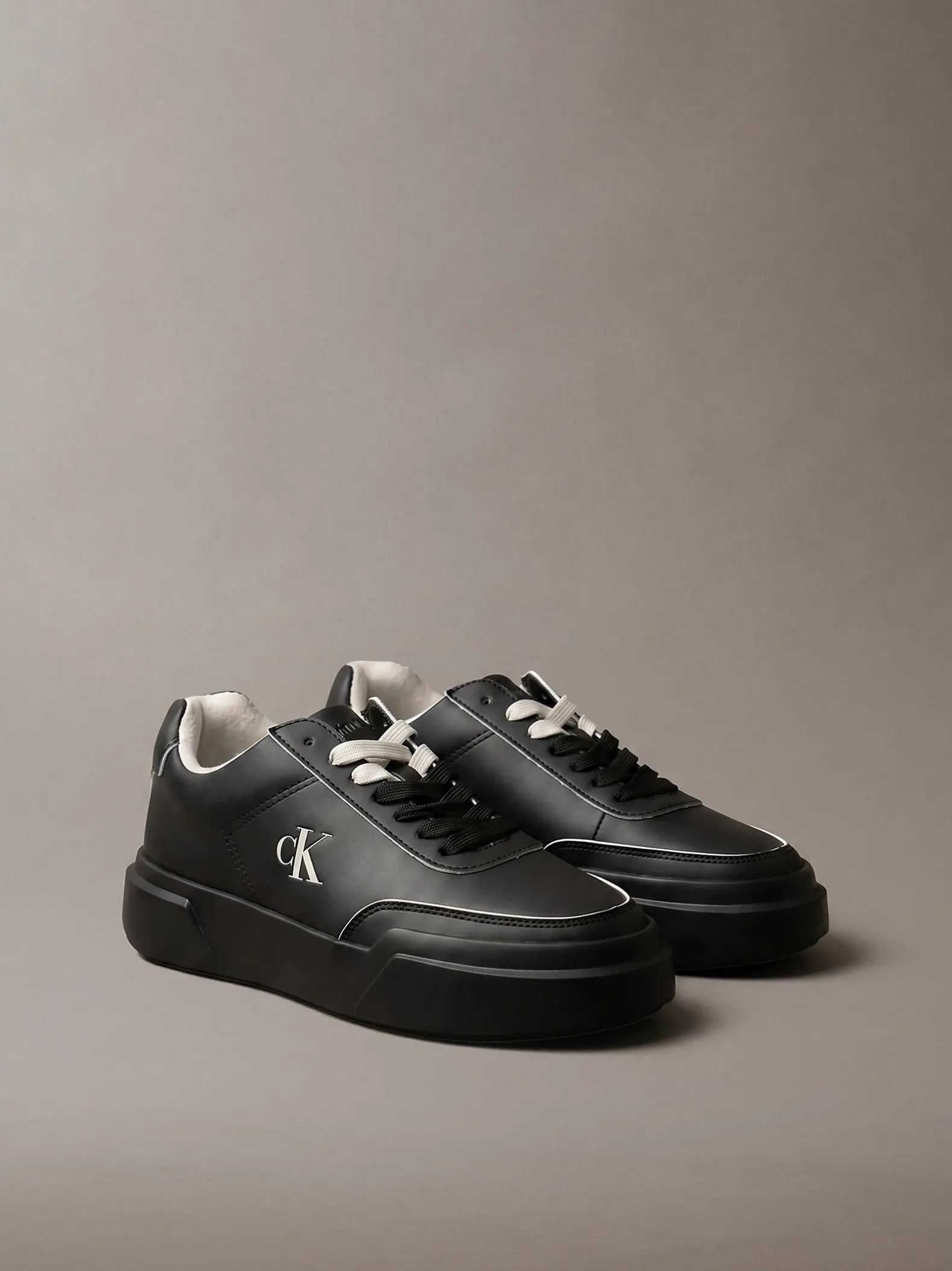 Leren duurzame chunky sneakers met grip