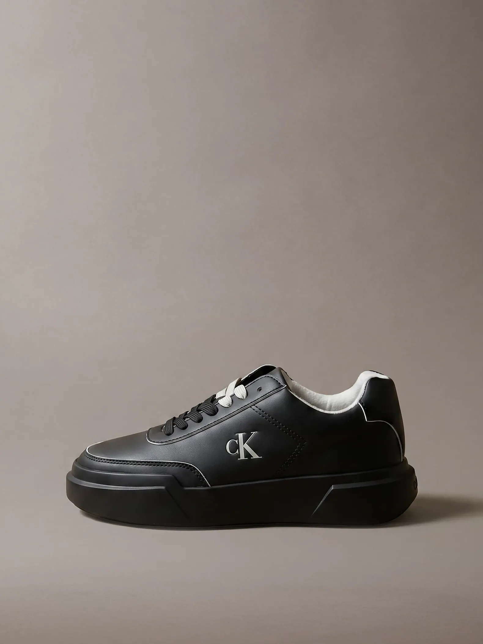 Leren duurzame chunky sneakers met grip