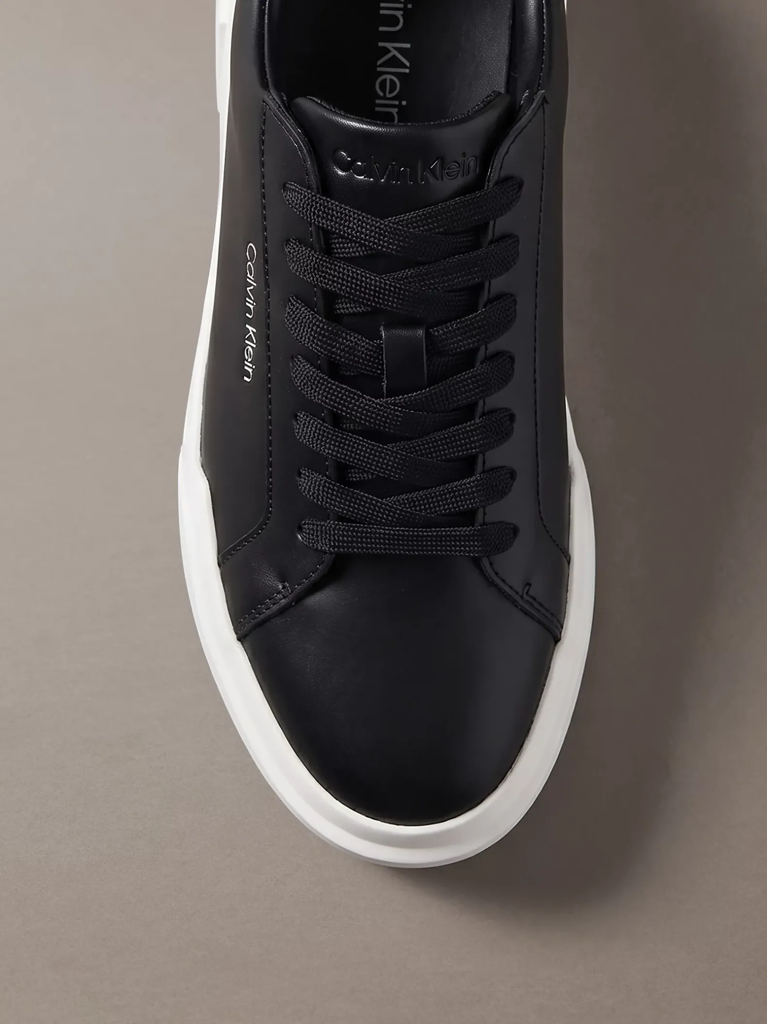 Leren duurzame chunky sneakers met grip