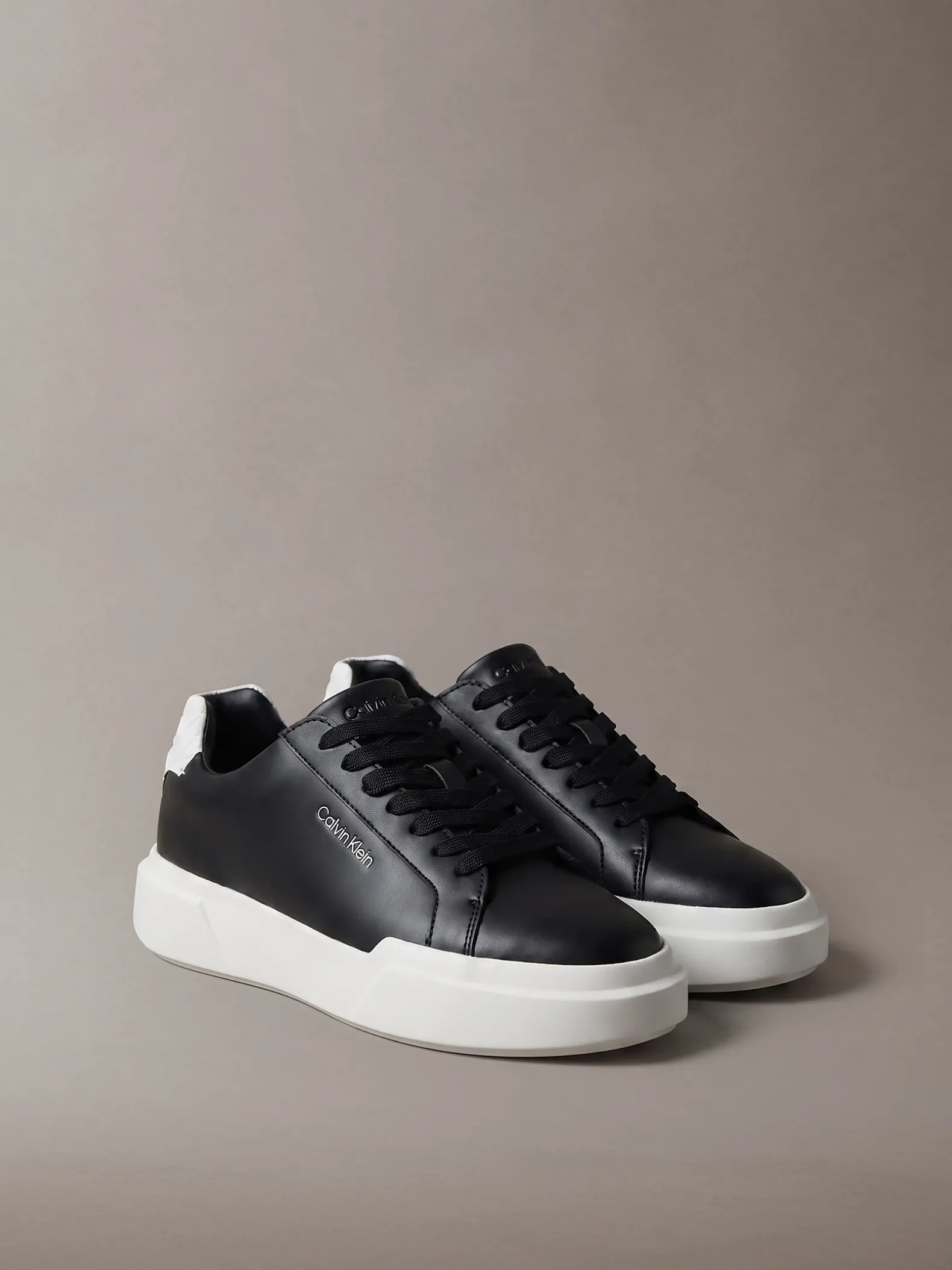 Leren duurzame chunky sneakers met grip
