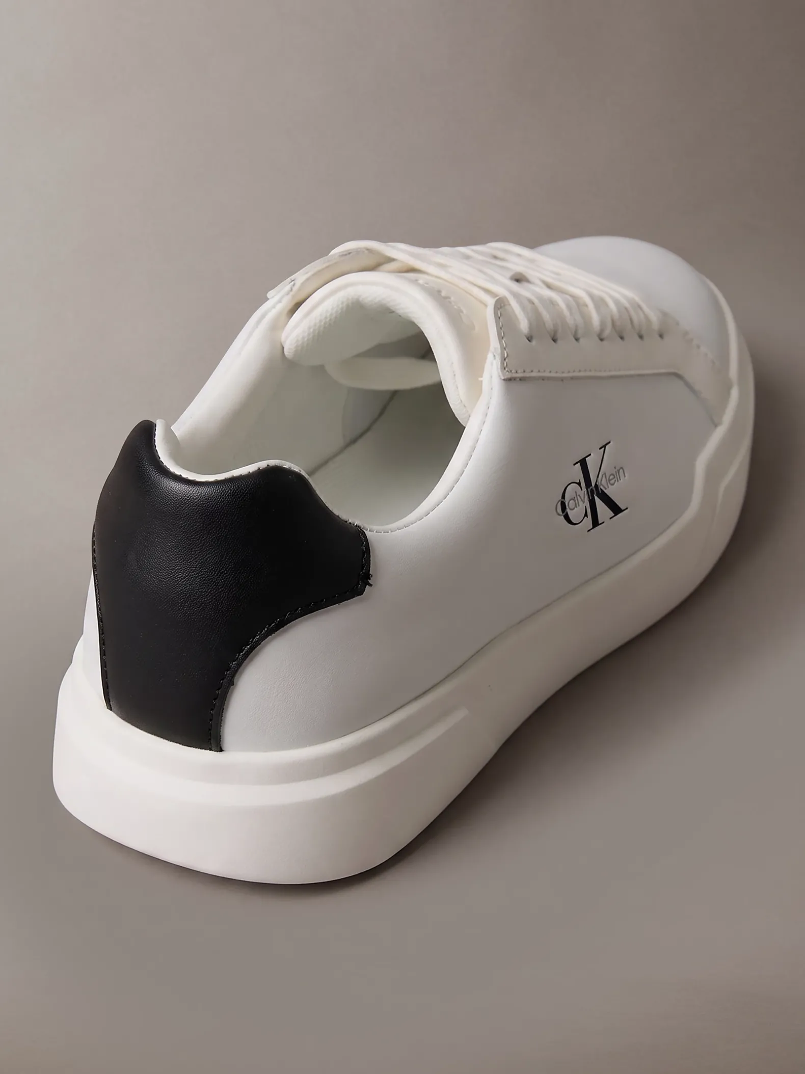 Leren duurzame chunky sneakers met grip