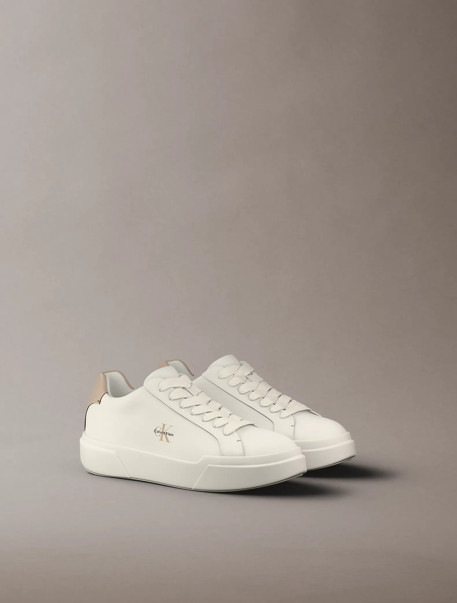 Leren duurzame chunky sneakers met grip