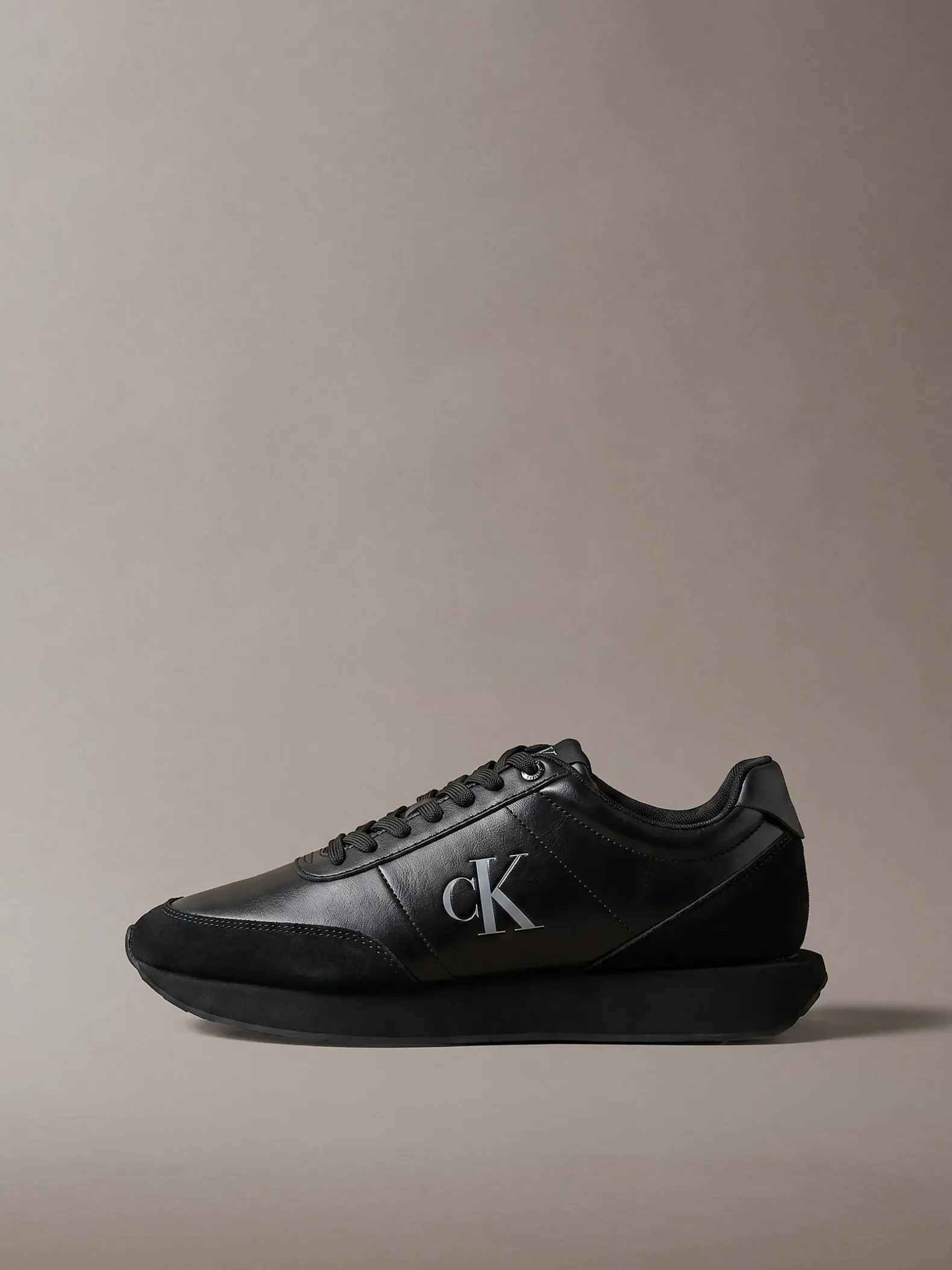 Leren hardloopsneakers met signature logo