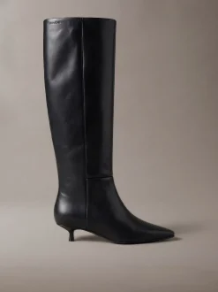 Leren knielaarzen met kitten heel
