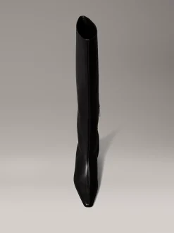 Leren knielaarzen met kitten heel