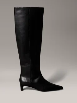 Leren knielaarzen met kitten heel