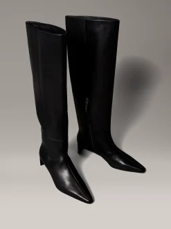 Leren knielaarzen met kitten heel