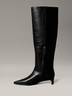 Leren knielaarzen met kitten heel