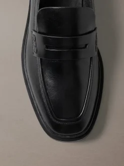 Leren pennyloafers met vierkante punt