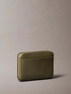 Leren RFID-portemonnee met monogram en bedel