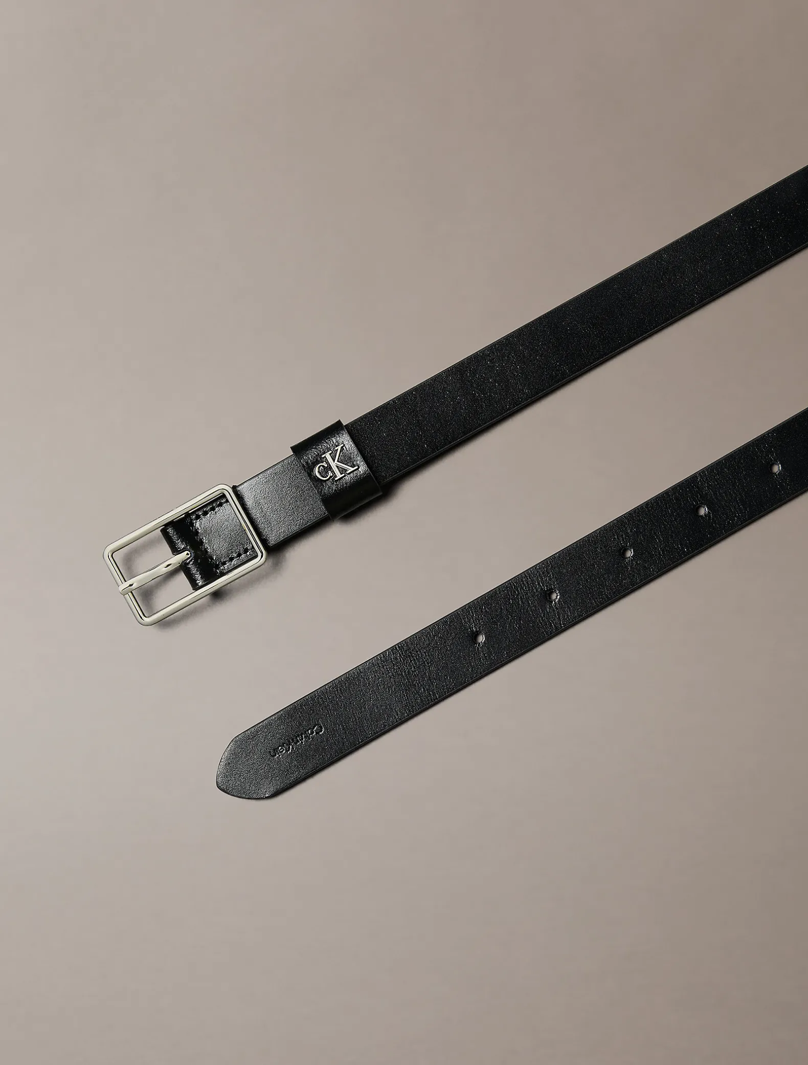 Leren riem met monogram hardware