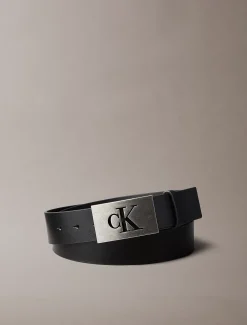 Leren riem met plaatgesp en monogram