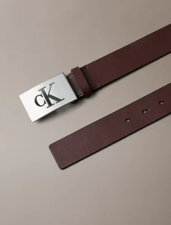 Leren riem met plaatgesp en monogram