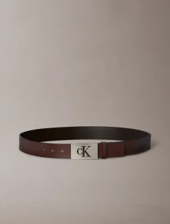 Leren riem met plaatgesp en monogram
