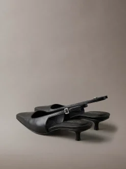 Leren slingback met kitten heel