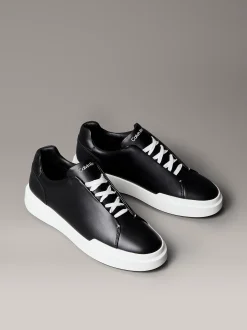 Leren vetersneakers met verborgen oogje