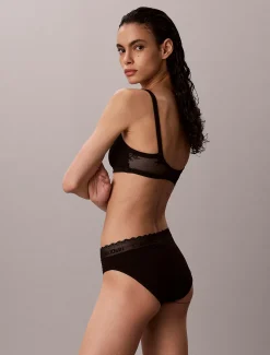 Licht gevoerde bralette - Eternal Floral Lace