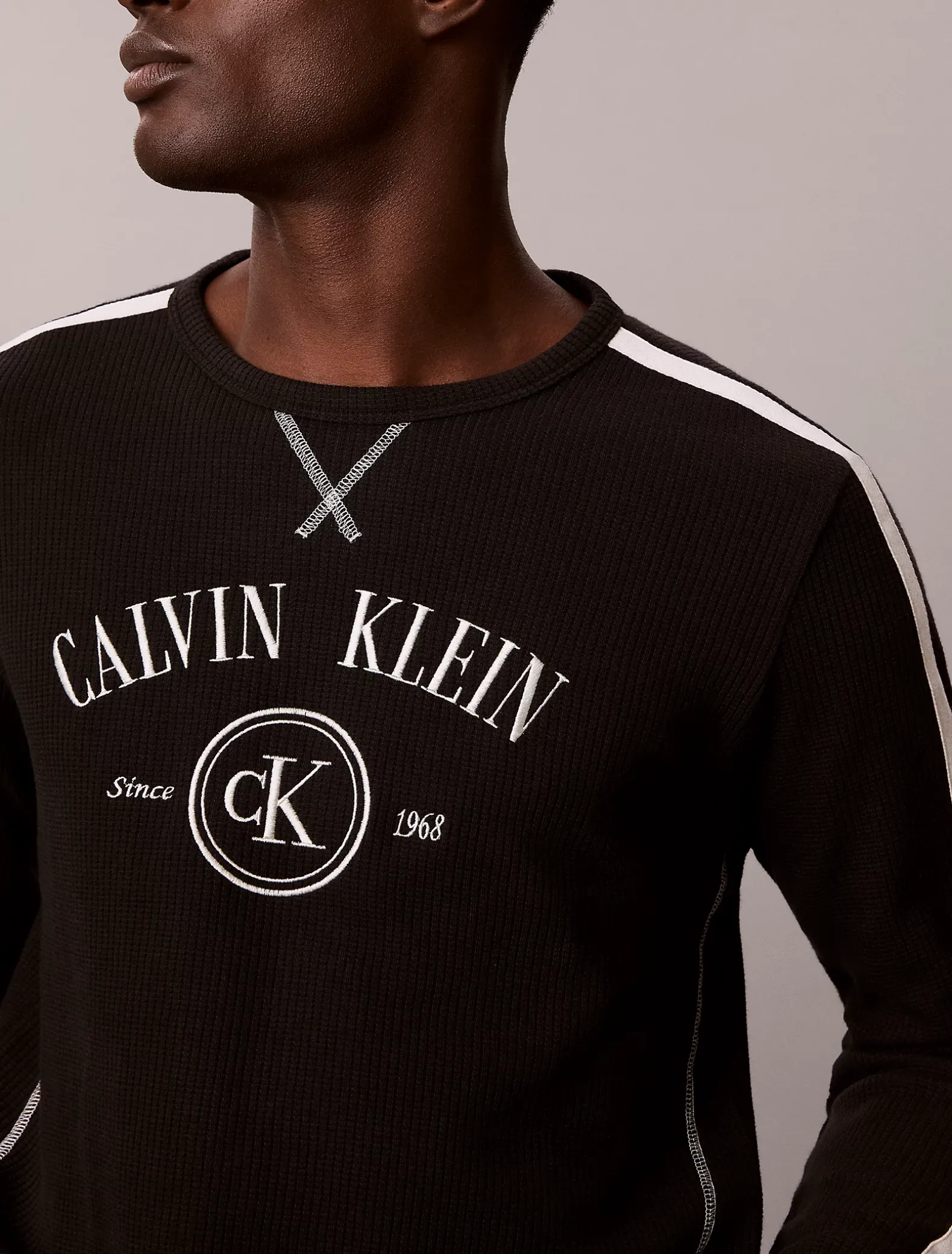 Lounge-T-shirt met lange mouwen en geborsteld wafelpatroon