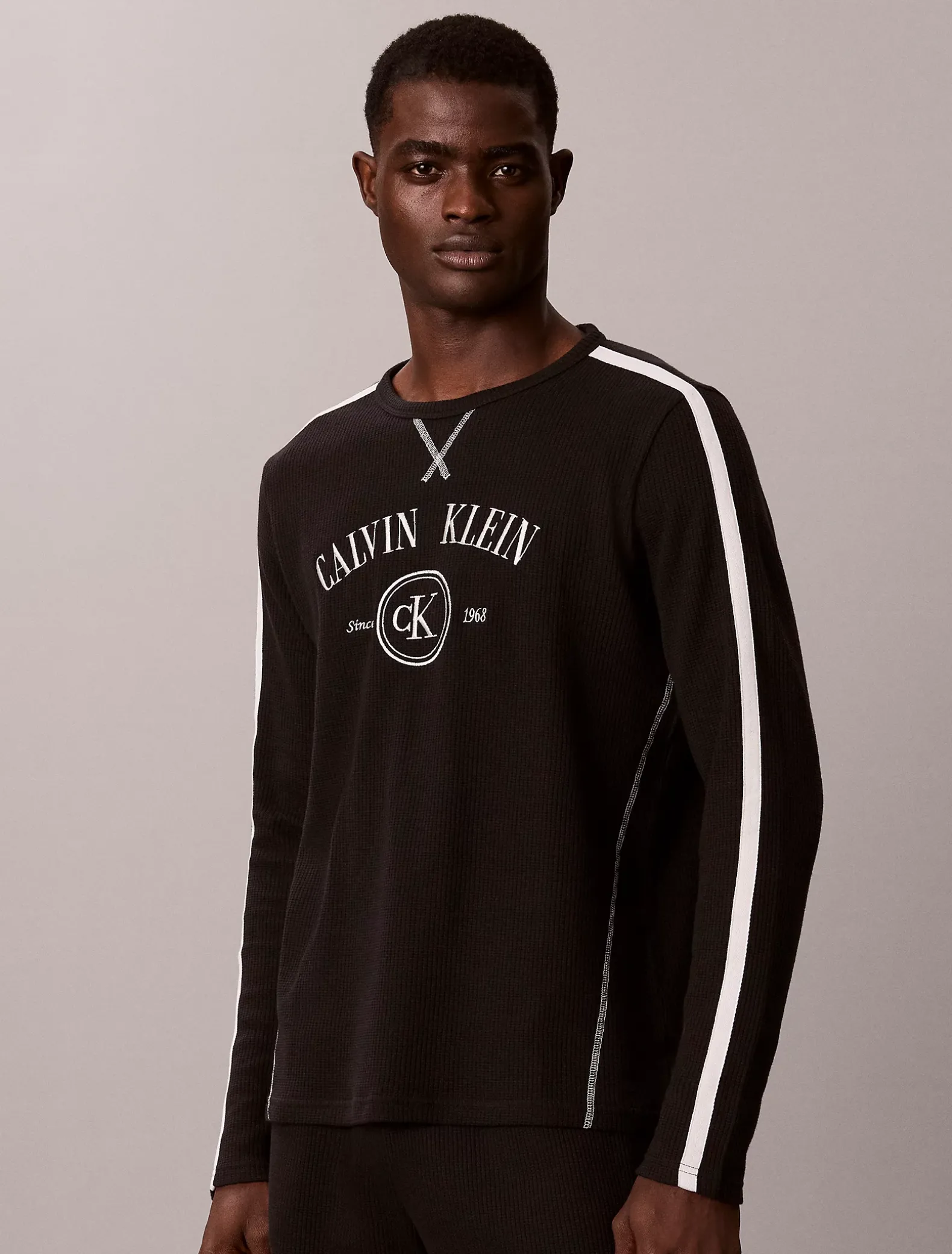Lounge-T-shirt met lange mouwen en geborsteld wafelpatroon
