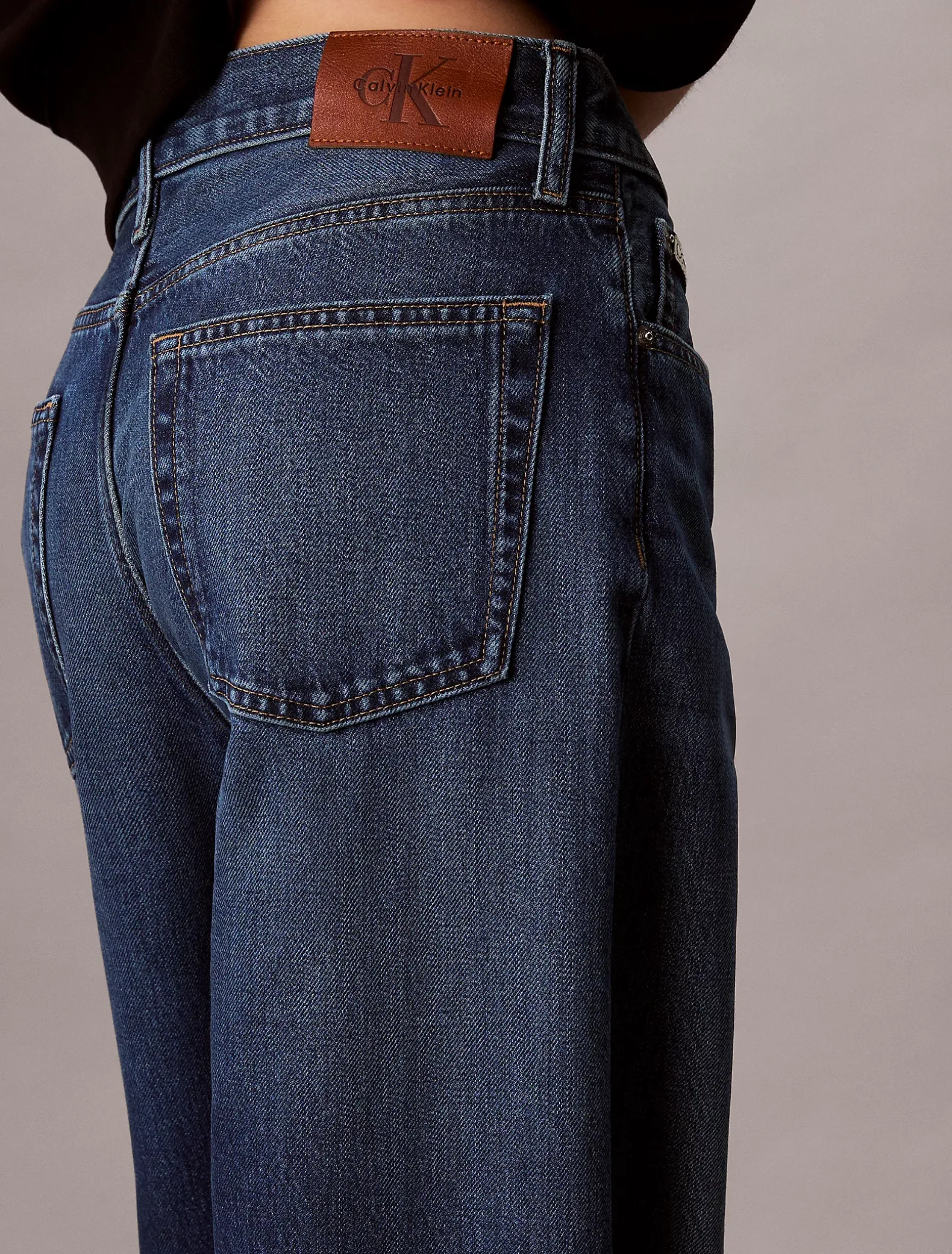 Low Rise Baggy Jeans