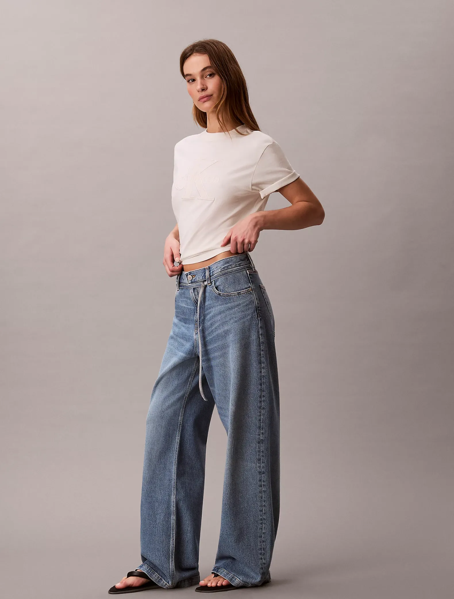 Low Rise Baggy Jeans