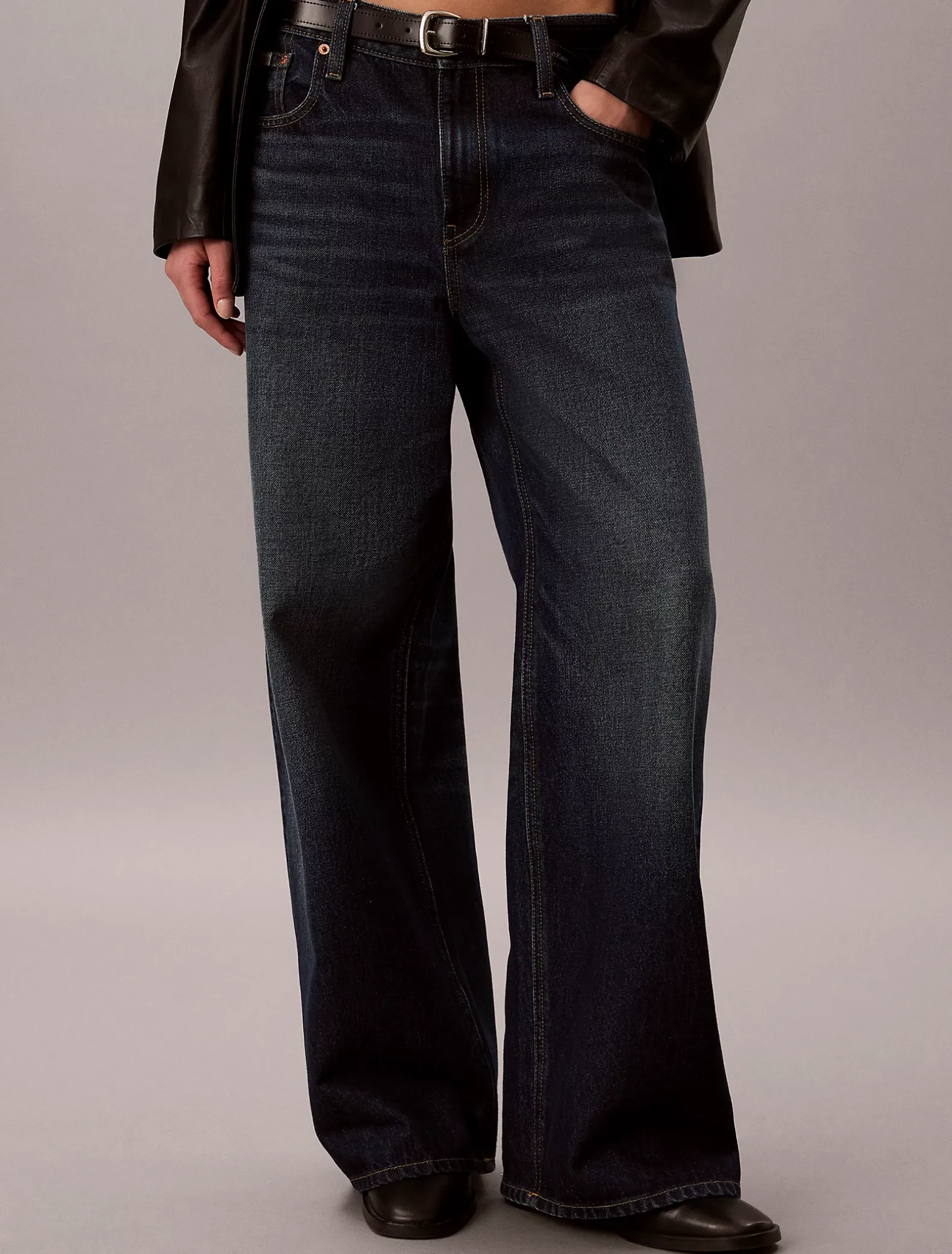 Low Rise Baggy Jeans