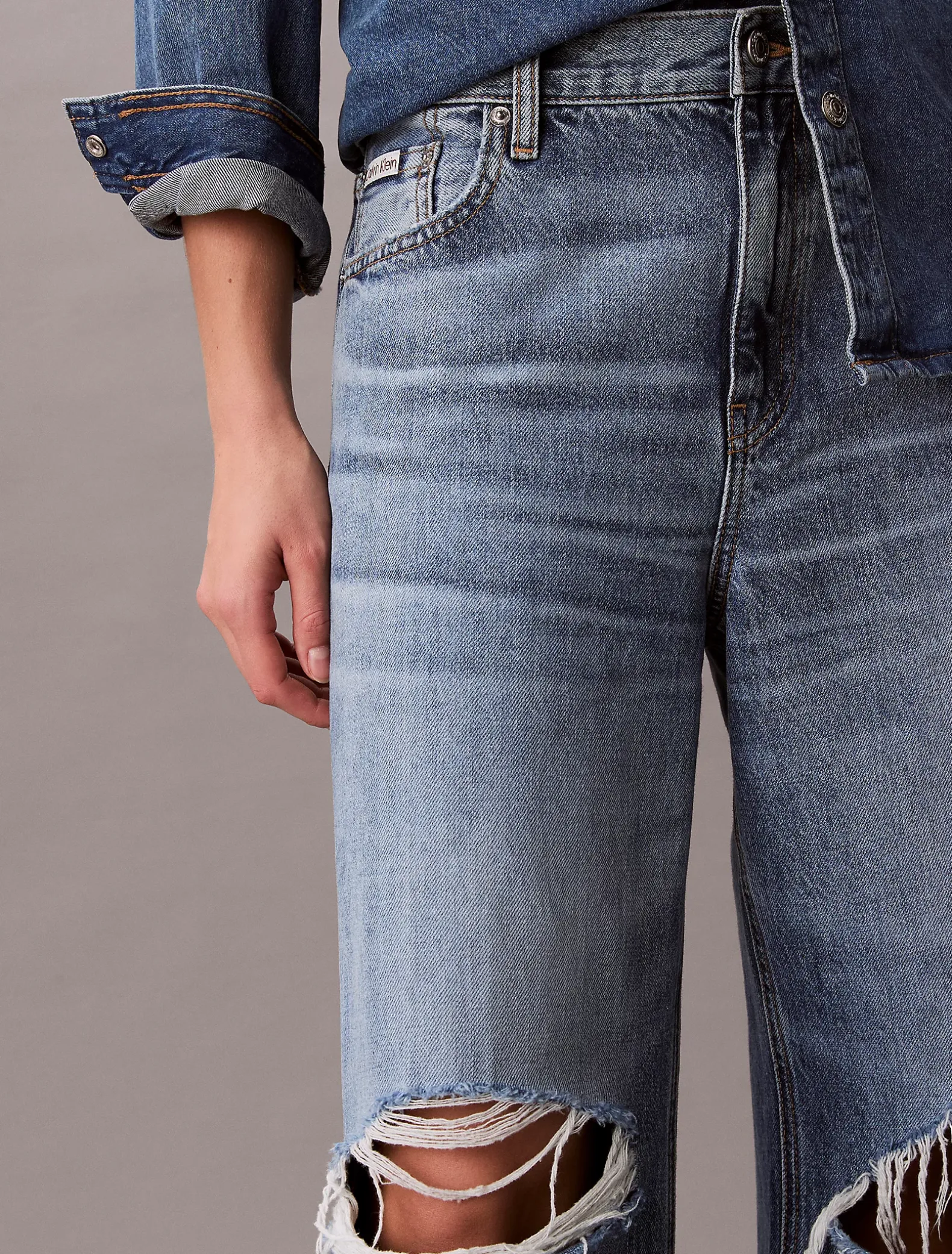 Low Rise Distressed Baggy Jeans