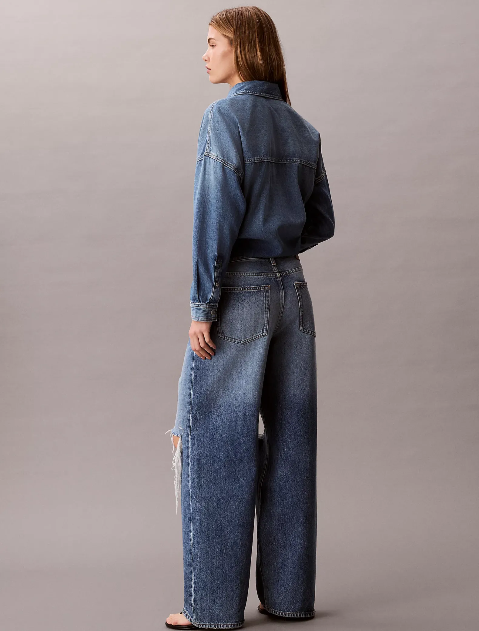 Low Rise Distressed Baggy Jeans