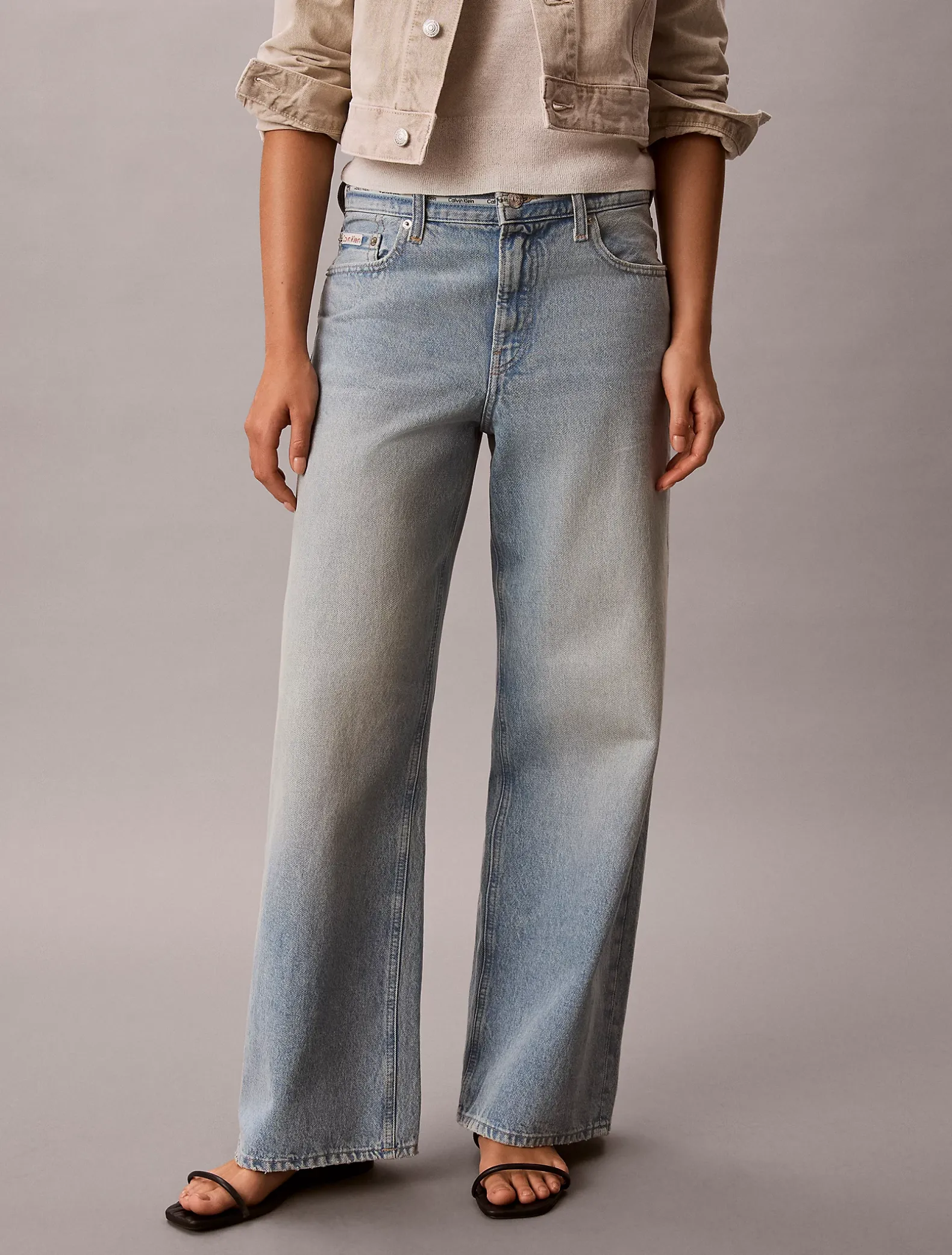 Low Rise Logo Tape Baggy Jeans