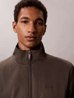 Mat windbreakerjack
