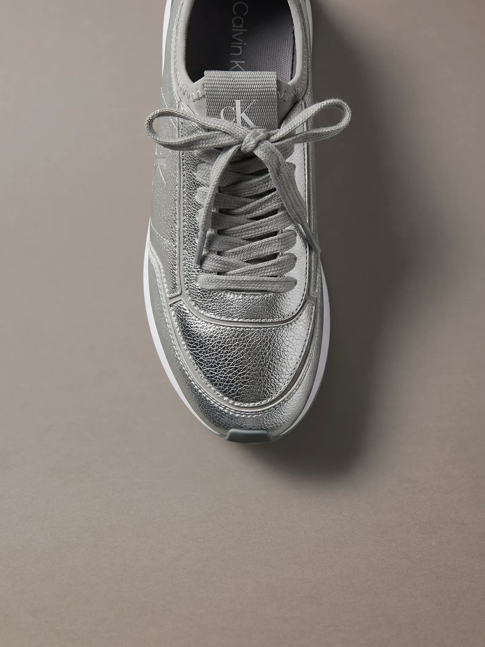 Metallic leren hardloopschoenen