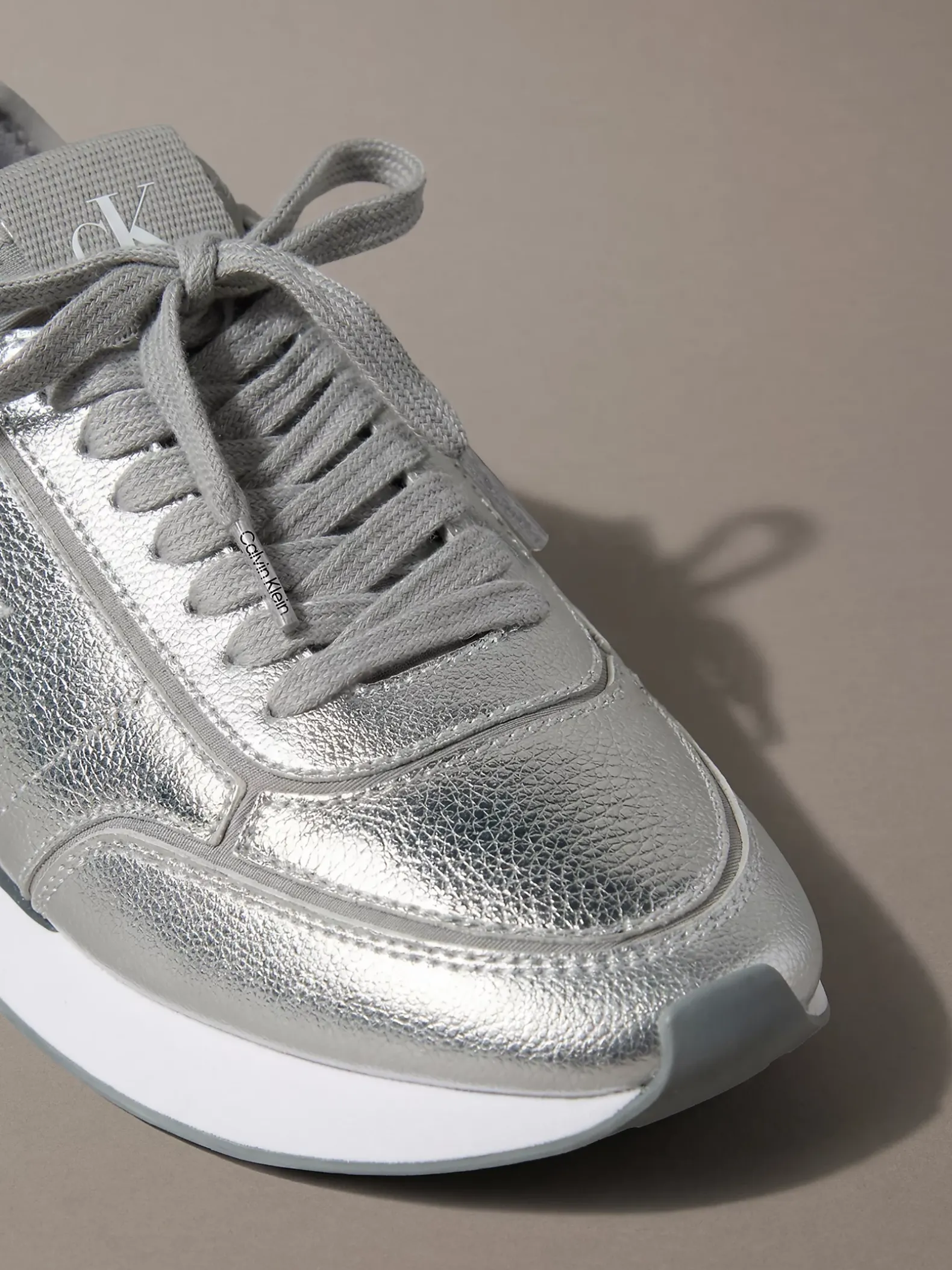 Metallic leren hardloopschoenen
