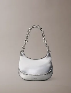 Metallic schoudertas met gegraveerde schakelketting