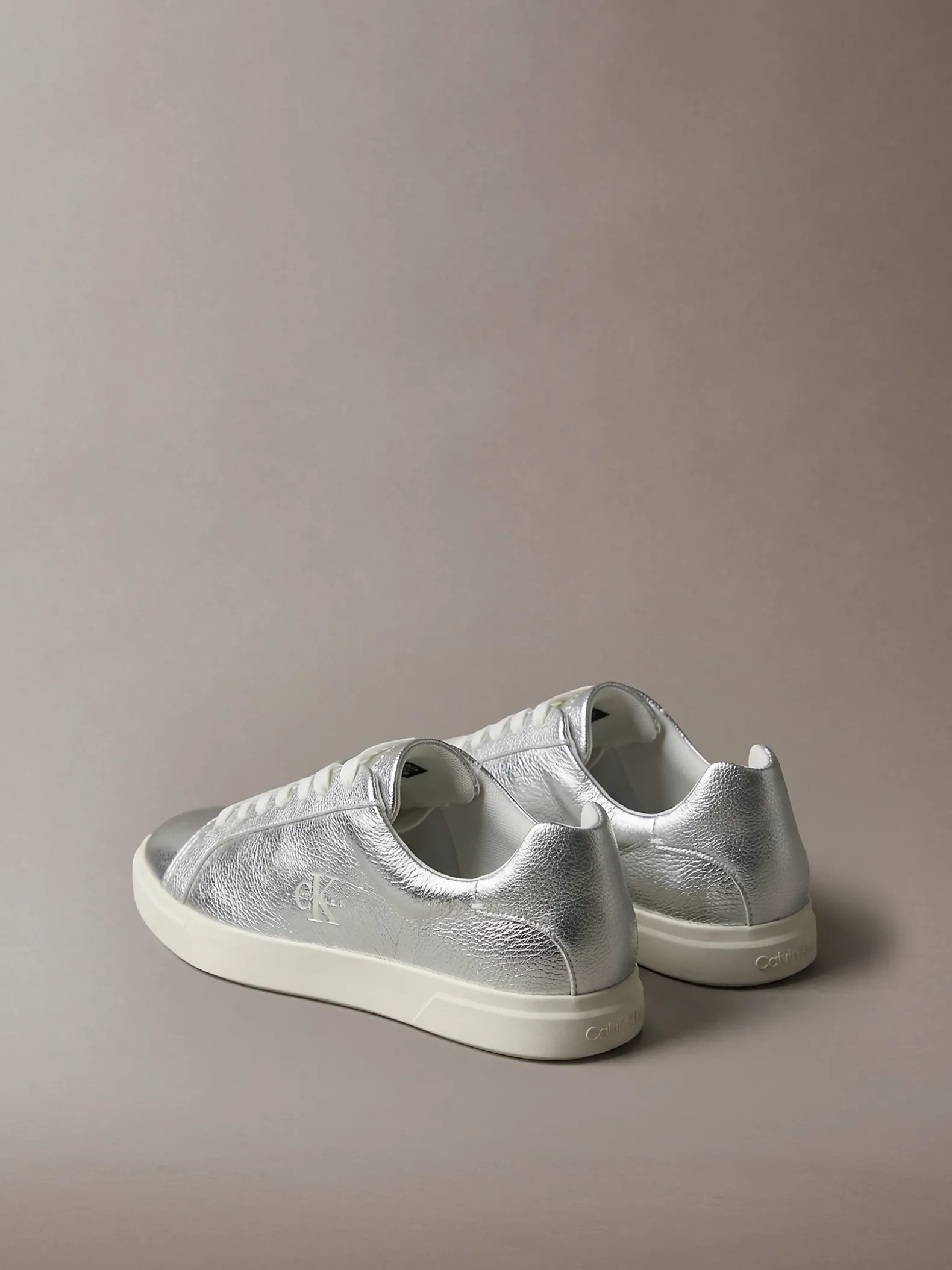 Metallic Signature leren sneakers met logo