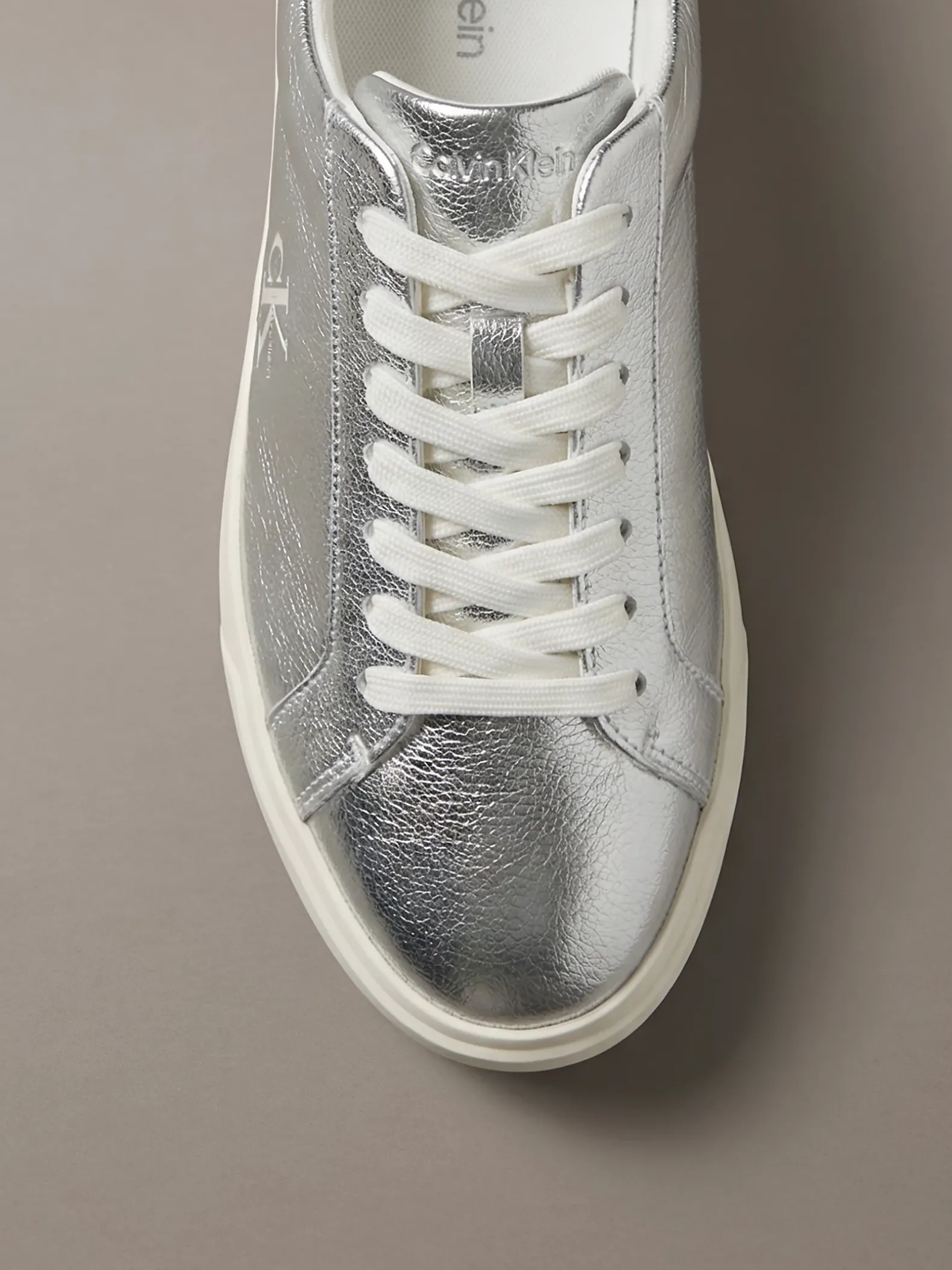 Metallic Signature leren sneakers met logo