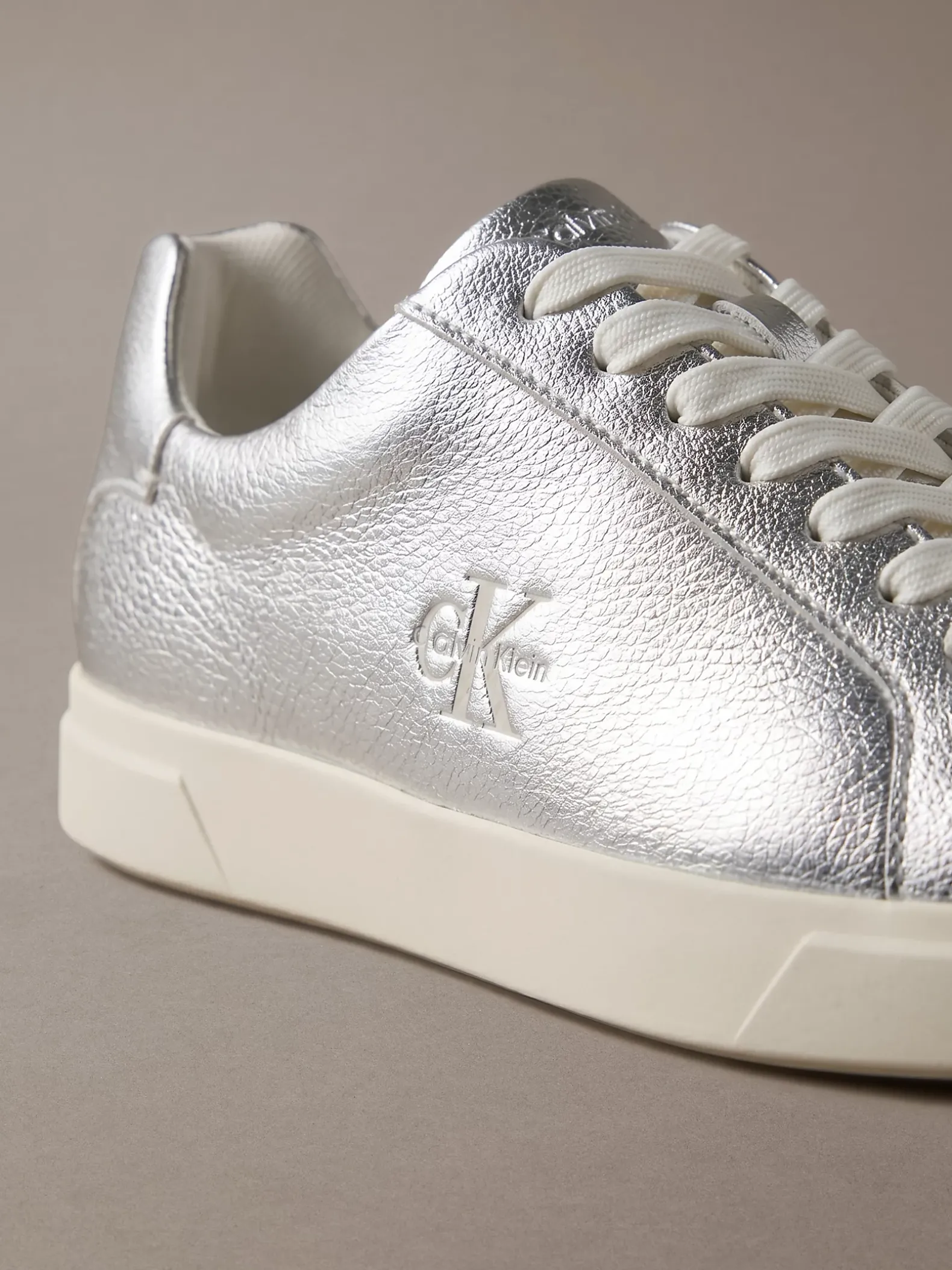 Metallic Signature leren sneakers met logo