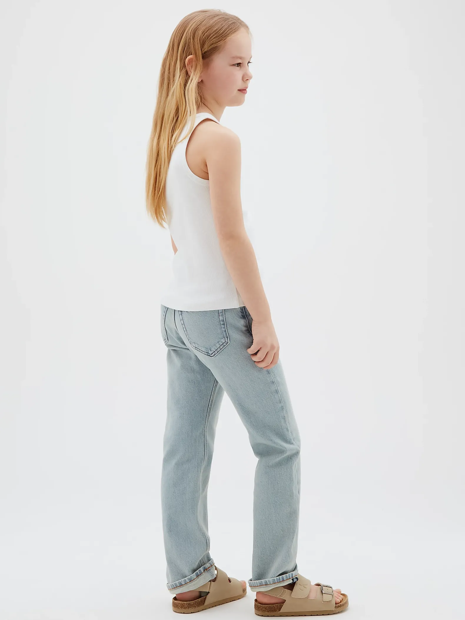 Mid rise straight jeans