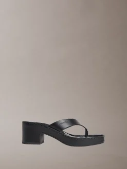 Milana - Leren teenslippers met hak