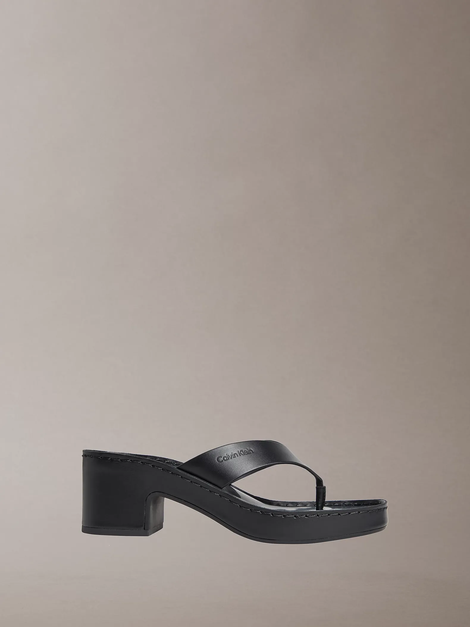 Milana - Leren teenslippers met hak