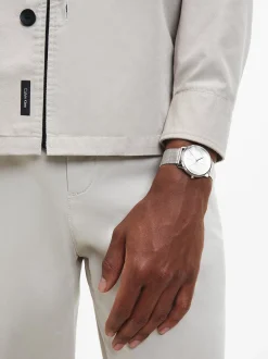 Monogram logo mesh armbandhorloge