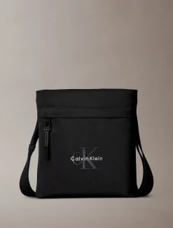 Nylon flatpack met monogram-logo
