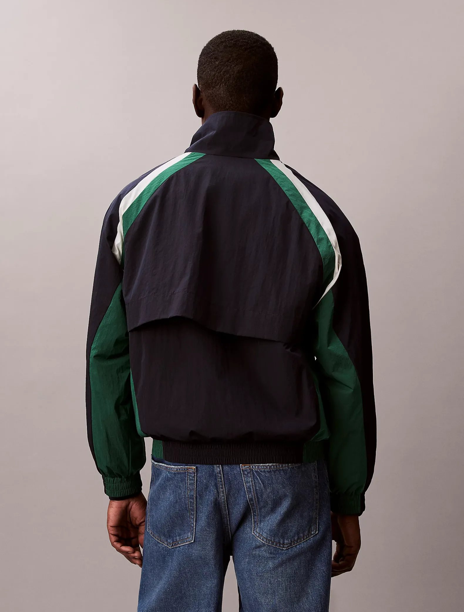 Nylon trainingsjack met colourblock